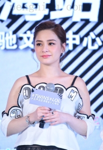 阿娇图集 1127张图/17个视频/5.39G