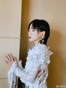 周笔畅写真照片89张/592M（包更新）