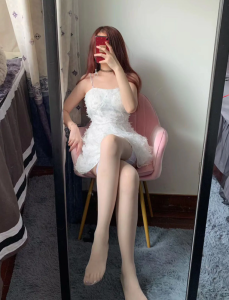 提袜少女 - 朋友圈收费系列套图&视频